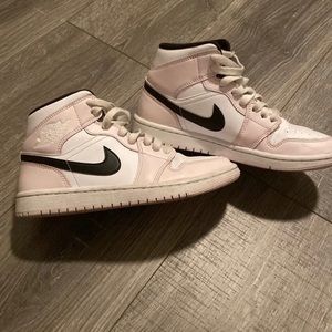 Barely rose air jordan size 7